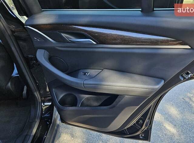 Черный БМВ Х3, объемом двигателя 2 л и пробегом 110 тыс. км за 24600 $, фото 29 на Automoto.ua