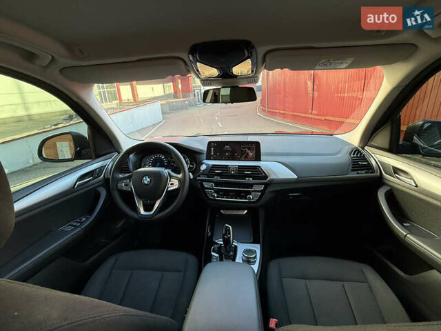 Черный БМВ Х3, объемом двигателя 2 л и пробегом 186 тыс. км за 32999 $, фото 69 на Automoto.ua
