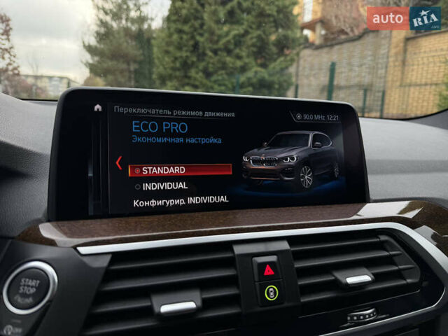 Черный БМВ Х3, объемом двигателя 3 л и пробегом 90 тыс. км за 37950 $, фото 48 на Automoto.ua