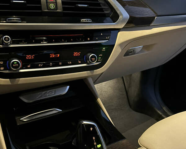 Черный БМВ Х3, объемом двигателя 2 л и пробегом 162 тыс. км за 24900 $, фото 18 на Automoto.ua