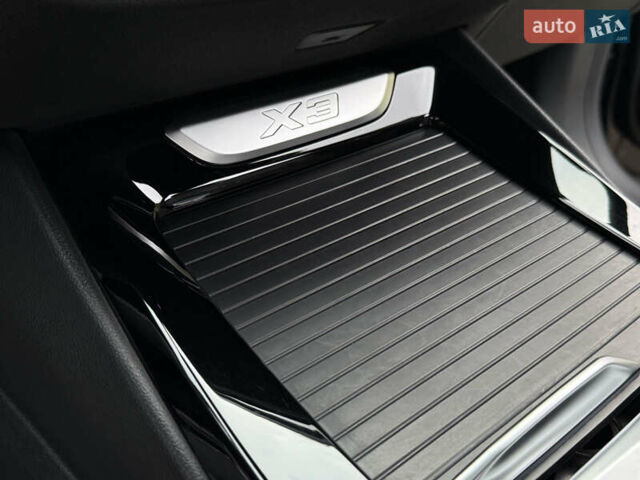 Черный БМВ Х3, объемом двигателя 3 л и пробегом 90 тыс. км за 37950 $, фото 43 на Automoto.ua