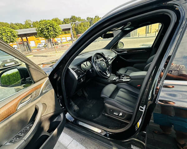 Чорний БМВ Х3, об'ємом двигуна 2 л та пробігом 182 тис. км за 23500 $, фото 10 на Automoto.ua
