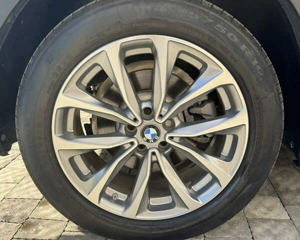 Чорний БМВ Х3, об'ємом двигуна 2 л та пробігом 190 тис. км за 26300 $, фото 27 на Automoto.ua