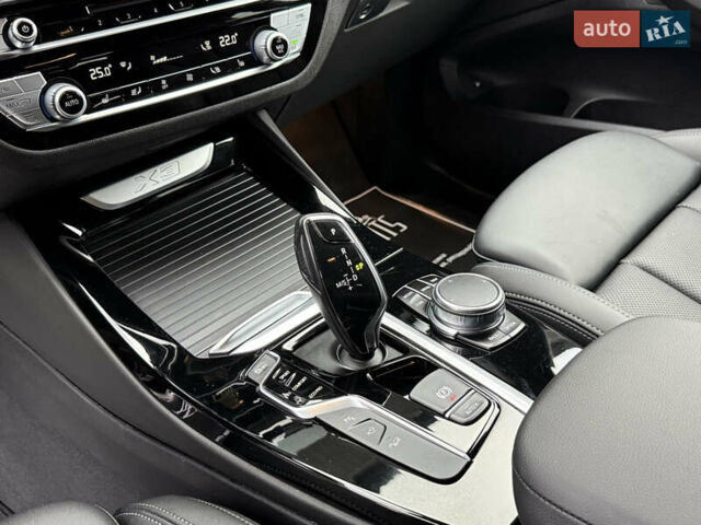 Черный БМВ Х3, объемом двигателя 2 л и пробегом 154 тыс. км за 33600 $, фото 23 на Automoto.ua