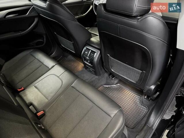 Чорний БМВ Х3, об'ємом двигуна 2 л та пробігом 66 тис. км за 34500 $, фото 43 на Automoto.ua