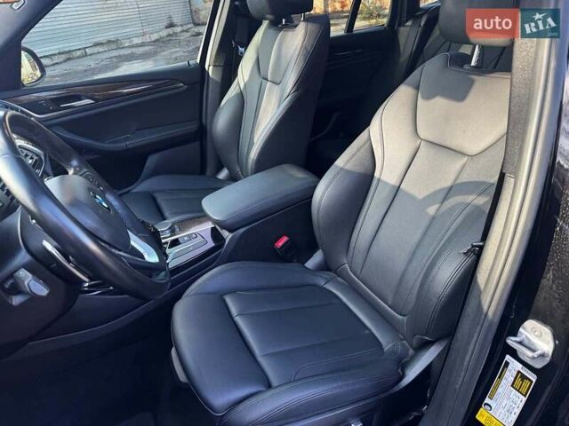 Чорний БМВ Х3, об'ємом двигуна 2 л та пробігом 160 тис. км за 27990 $, фото 14 на Automoto.ua
