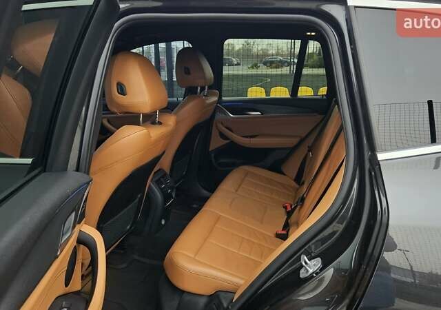 Черный БМВ Х3, объемом двигателя 2 л и пробегом 220 тыс. км за 23499 $, фото 64 на Automoto.ua