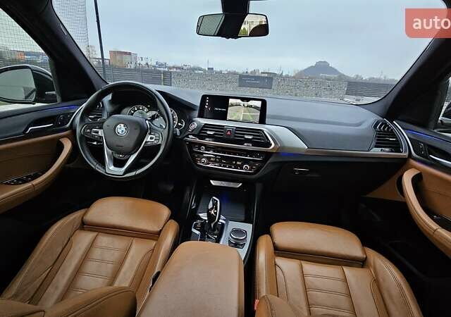 Черный БМВ Х3, объемом двигателя 2 л и пробегом 220 тыс. км за 23499 $, фото 55 на Automoto.ua