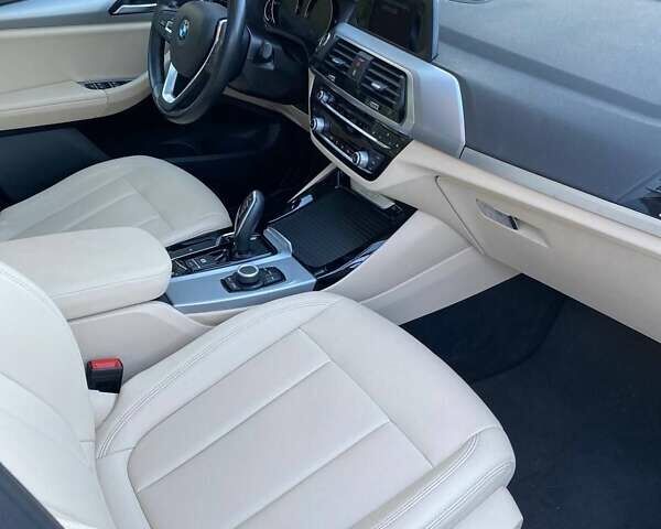 Черный БМВ Х3, объемом двигателя 1.6 л и пробегом 89 тыс. км за 27100 $, фото 16 на Automoto.ua