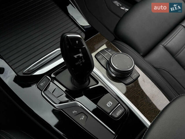 Черный БМВ Х3, объемом двигателя 3 л и пробегом 90 тыс. км за 37950 $, фото 42 на Automoto.ua