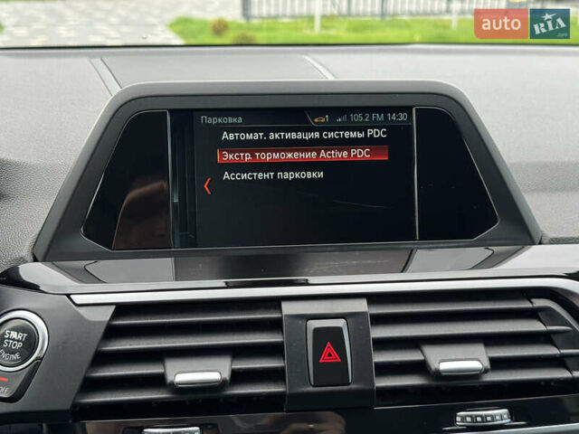 Чорний БМВ Х3, об'ємом двигуна 2 л та пробігом 117 тис. км за 26500 $, фото 59 на Automoto.ua