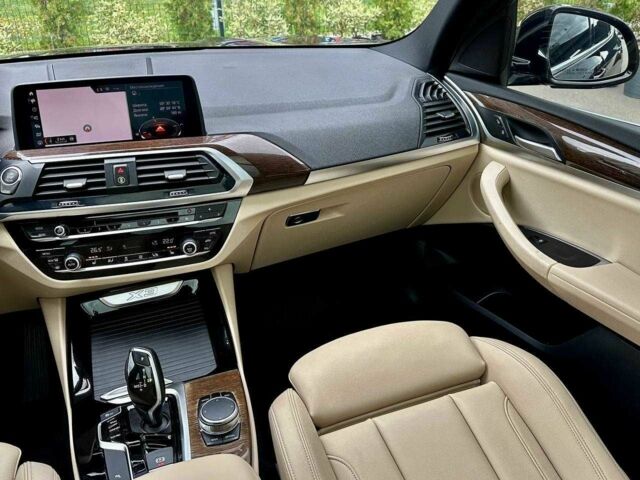 Черный БМВ Х3, объемом двигателя 2 л и пробегом 134 тыс. км за 26900 $, фото 14 на Automoto.ua