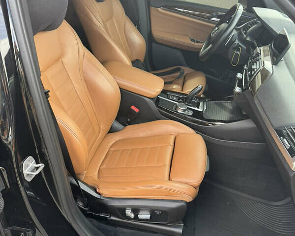 Черный БМВ Х3, объемом двигателя 2 л и пробегом 115 тыс. км за 31488 $, фото 19 на Automoto.ua