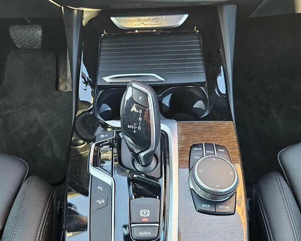 Черный БМВ Х3, объемом двигателя 2 л и пробегом 128 тыс. км за 24300 $, фото 11 на Automoto.ua