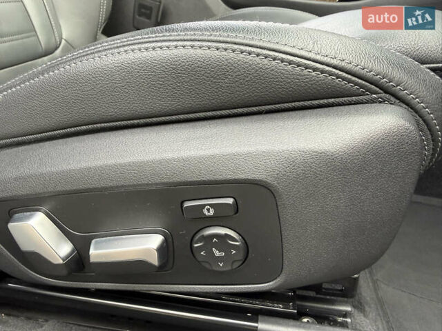 Черный БМВ Х3, объемом двигателя 3 л и пробегом 90 тыс. км за 37950 $, фото 60 на Automoto.ua