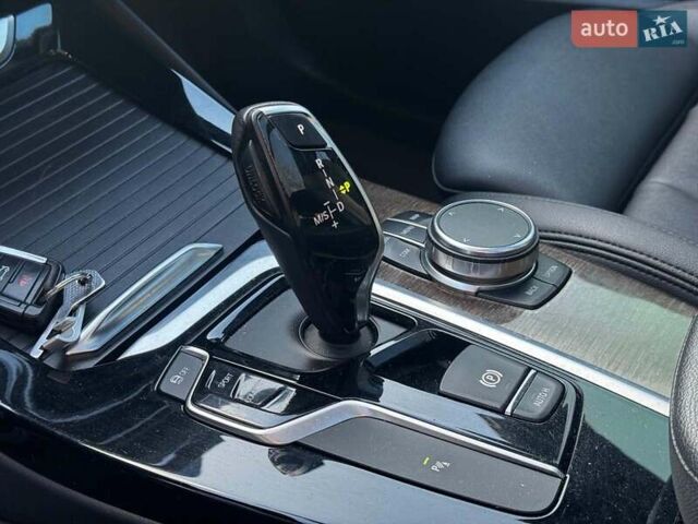 Чорний БМВ Х3, об'ємом двигуна 2 л та пробігом 160 тис. км за 27990 $, фото 19 на Automoto.ua