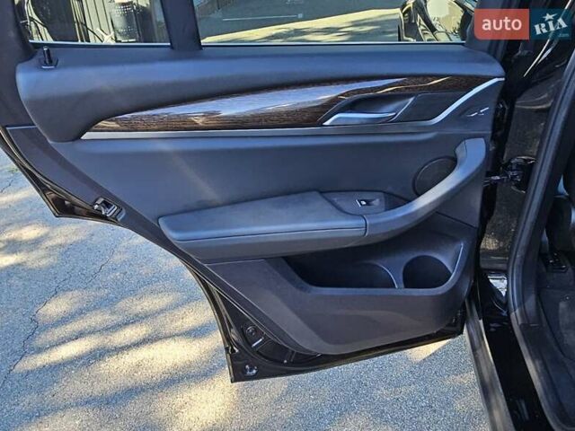 Черный БМВ Х3, объемом двигателя 2 л и пробегом 110 тыс. км за 24600 $, фото 26 на Automoto.ua