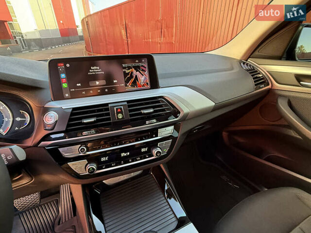 Черный БМВ Х3, объемом двигателя 2 л и пробегом 186 тыс. км за 32999 $, фото 51 на Automoto.ua