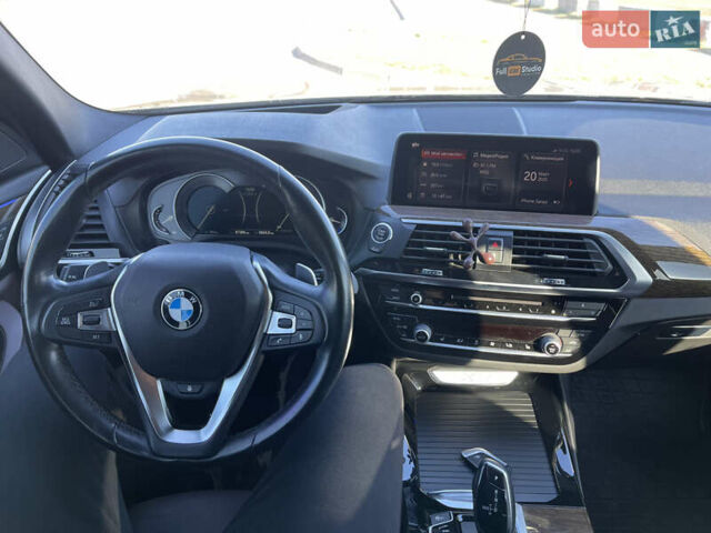 Черный БМВ Х3, объемом двигателя 2 л и пробегом 88 тыс. км за 28500 $, фото 9 на Automoto.ua