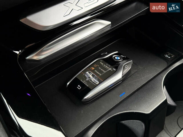 Черный БМВ Х3, объемом двигателя 3 л и пробегом 90 тыс. км за 37950 $, фото 44 на Automoto.ua