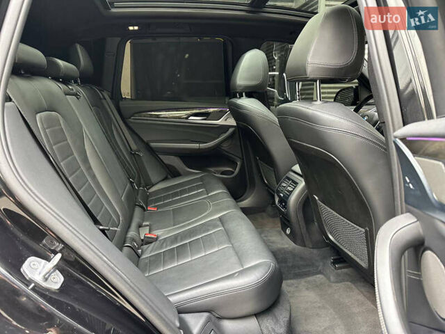 Черный БМВ Х3, объемом двигателя 3 л и пробегом 194 тыс. км за 28000 $, фото 3 на Automoto.ua