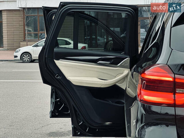 Черный БМВ Х3, объемом двигателя 1.6 л и пробегом 109 тыс. км за 28000 $, фото 24 на Automoto.ua