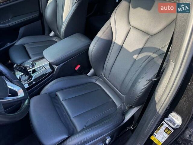 Чорний БМВ Х3, об'ємом двигуна 2 л та пробігом 160 тис. км за 27990 $, фото 18 на Automoto.ua