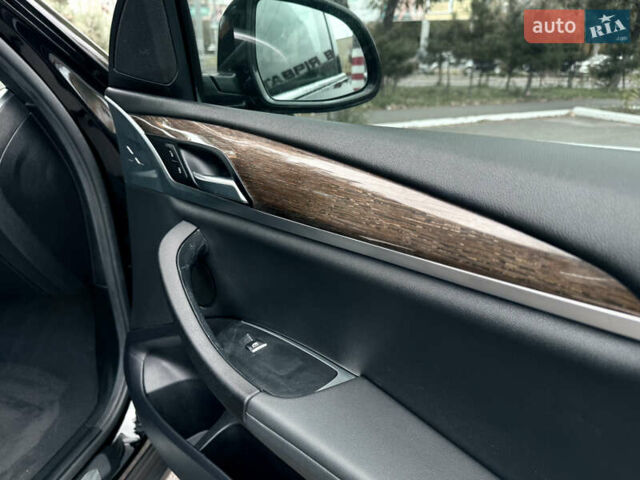 Черный БМВ Х3, объемом двигателя 2 л и пробегом 73 тыс. км за 25500 $, фото 37 на Automoto.ua