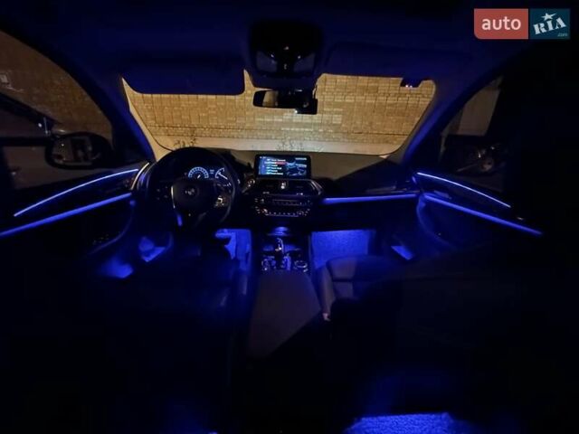 Черный БМВ Х3, объемом двигателя 2 л и пробегом 65 тыс. км за 35500 $, фото 6 на Automoto.ua