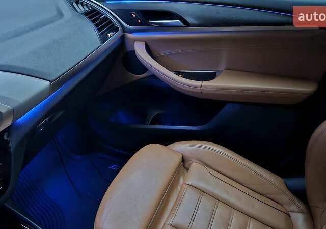 Черный БМВ Х3, объемом двигателя 2 л и пробегом 220 тыс. км за 23499 $, фото 39 на Automoto.ua