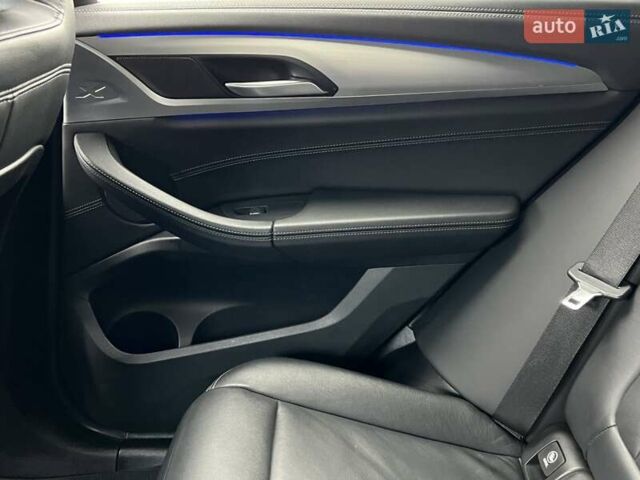 Черный БМВ Х3, объемом двигателя 3 л и пробегом 158 тыс. км за 34500 $, фото 92 на Automoto.ua