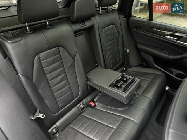 Черный БМВ Х3, объемом двигателя 3 л и пробегом 90 тыс. км за 34900 $, фото 44 на Automoto.ua