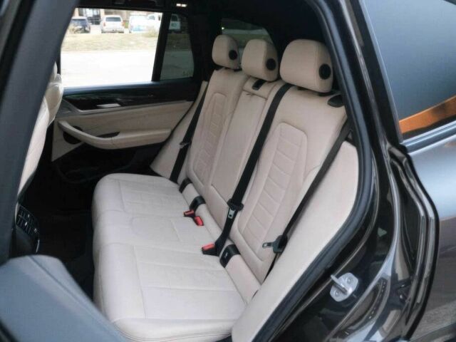 Черный БМВ Х3, объемом двигателя 2 л и пробегом 42 тыс. км за 18000 $, фото 13 на Automoto.ua