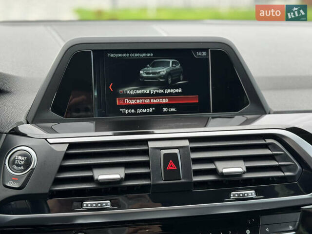 Чорний БМВ Х3, об'ємом двигуна 2 л та пробігом 117 тис. км за 26500 $, фото 58 на Automoto.ua