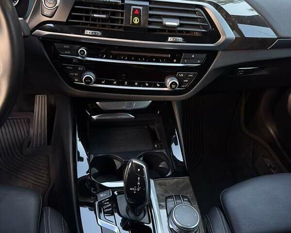 Черный БМВ Х3, объемом двигателя 2 л и пробегом 172 тыс. км за 29700 $, фото 5 на Automoto.ua