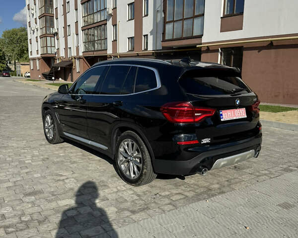 Чорний БМВ Х3, об'ємом двигуна 2 л та пробігом 190 тис. км за 26300 $, фото 3 на Automoto.ua