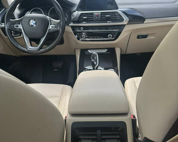 Черный БМВ Х3, объемом двигателя 2 л и пробегом 110 тыс. км за 35700 $, фото 14 на Automoto.ua