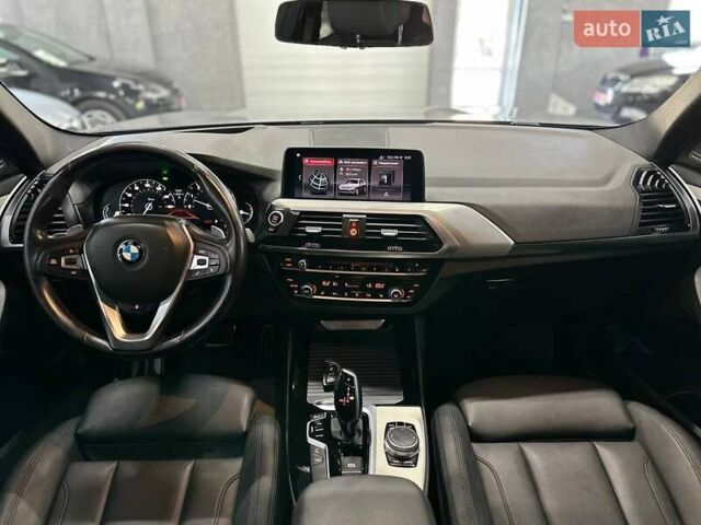 Черный БМВ Х3, объемом двигателя 2 л и пробегом 76 тыс. км за 24999 $, фото 24 на Automoto.ua