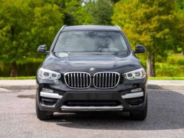 Чорний БМВ Х3, об'ємом двигуна 2 л та пробігом 30 тис. км за 11000 $, фото 1 на Automoto.ua