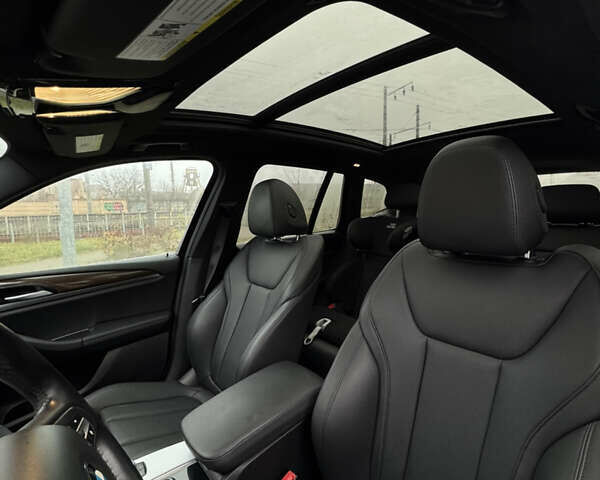 Чорний БМВ Х3, об'ємом двигуна 2 л та пробігом 155 тис. км за 24500 $, фото 29 на Automoto.ua