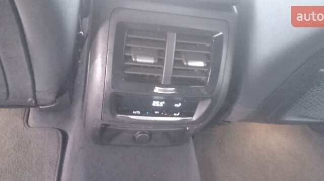 Чорний БМВ Х3, об'ємом двигуна 2 л та пробігом 192 тис. км за 24900 $, фото 2 на Automoto.ua