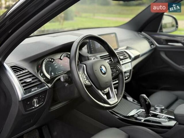 Чорний БМВ Х3, об'ємом двигуна 2 л та пробігом 121 тис. км за 27700 $, фото 55 на Automoto.ua