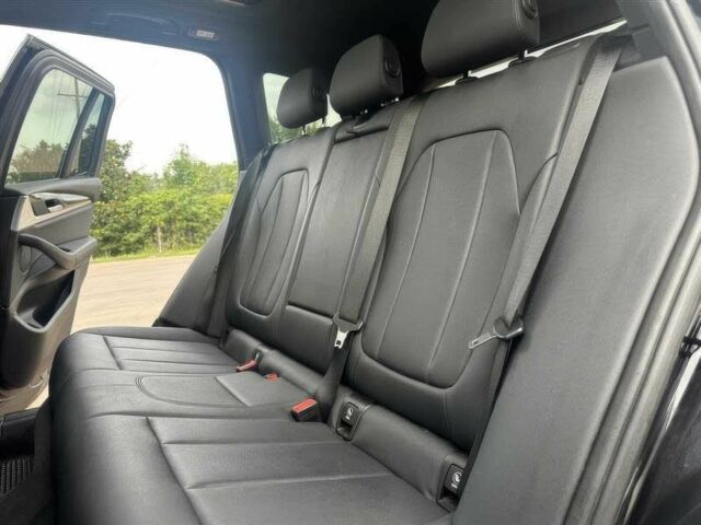 Чорний БМВ Х3, об'ємом двигуна 2 л та пробігом 39 тис. км за 11000 $, фото 13 на Automoto.ua