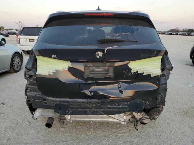 Чорний БМВ Х3, об'ємом двигуна 2 л та пробігом 63 тис. км за 9300 $, фото 5 на Automoto.ua