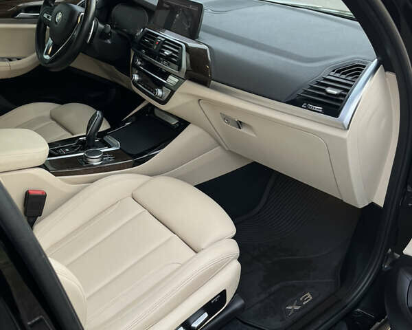 Черный БМВ Х3, объемом двигателя 2 л и пробегом 200 тыс. км за 23900 $, фото 34 на Automoto.ua