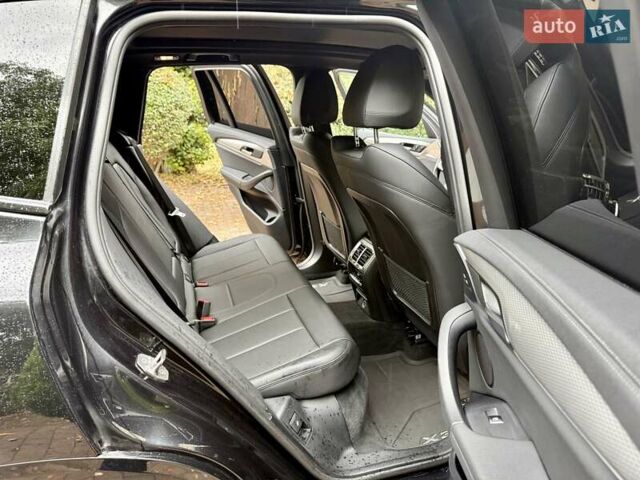 Черный БМВ Х3, объемом двигателя 3 л и пробегом 120 тыс. км за 31700 $, фото 40 на Automoto.ua