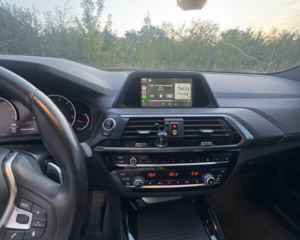 Черный БМВ Х3, объемом двигателя 2 л и пробегом 81 тыс. км за 27000 $, фото 24 на Automoto.ua