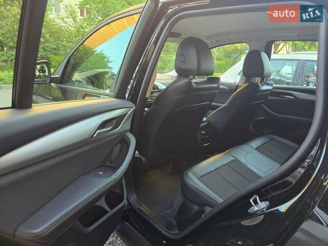Чорний БМВ Х3, об'ємом двигуна 2 л та пробігом 248 тис. км за 29400 $, фото 12 на Automoto.ua