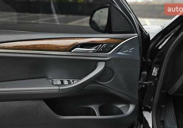 Чорний БМВ Х3, об'ємом двигуна 2 л та пробігом 187 тис. км за 25499 $, фото 63 на Automoto.ua