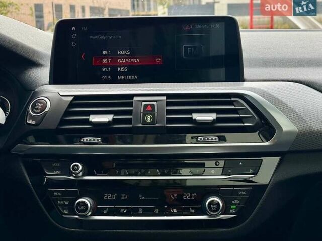 Чорний БМВ Х3, об'ємом двигуна 2 л та пробігом 112 тис. км за 28000 $, фото 18 на Automoto.ua